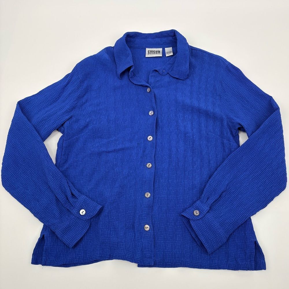 vintage | Chicos silk textured Blue Button-Up Women's Top